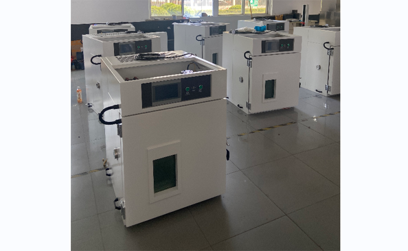 恒溫恒濕試驗箱買水冷還是風(fēng)冷？